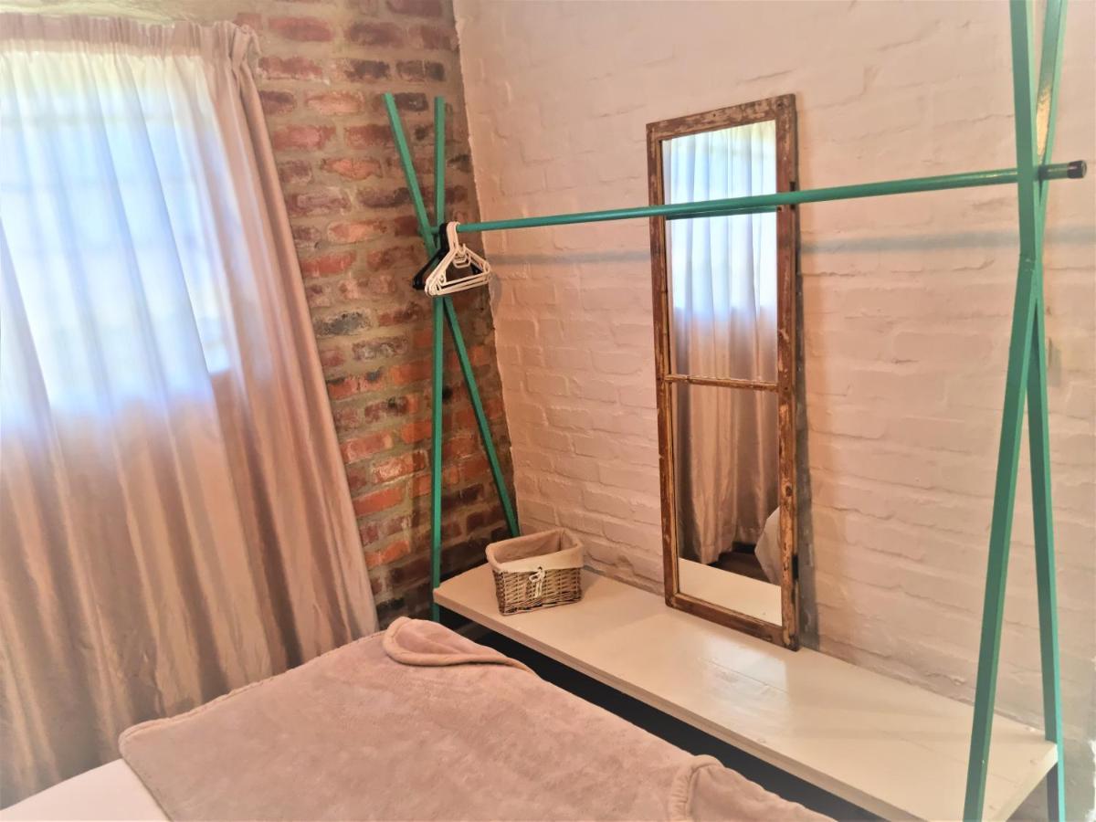 Greenhouse Accommodation 图尔巴 外观 照片